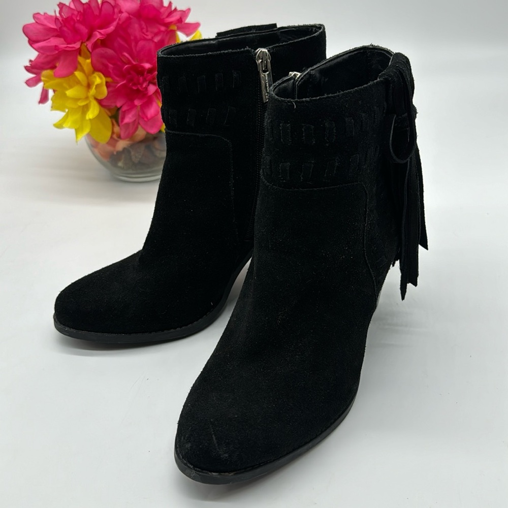 Jessica Simpson Black Suede Fringe Heeled Ankle Bootie Size 9 BAB6475K
